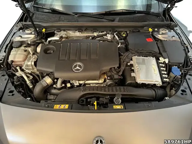 Mercedes-Benz CLA 220