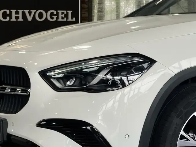 Mercedes-Benz GLA 200