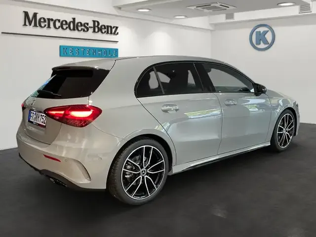 Mercedes-Benz A 200