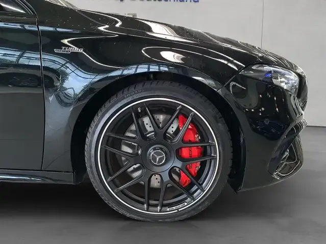Mercedes-Benz A 45 AMG
