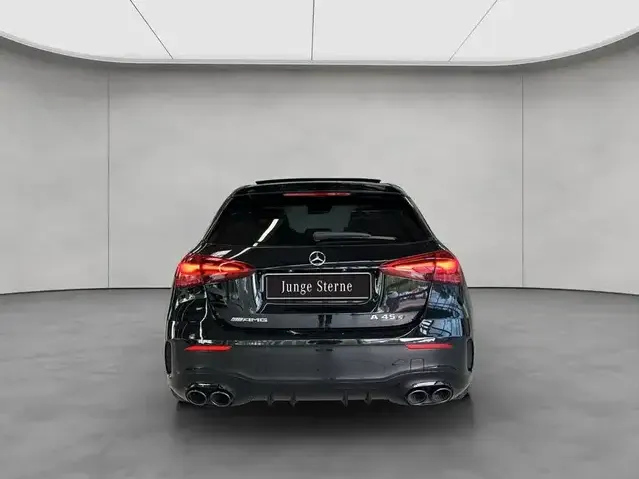 Mercedes-Benz A 45 AMG