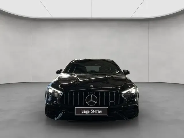 Mercedes-Benz A 45 AMG