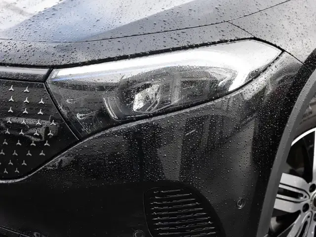 Mercedes-Benz EQA 300