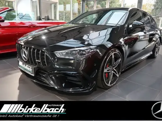 Mercedes-Benz CLA 45 AMG