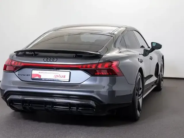 Audi e-tron GT