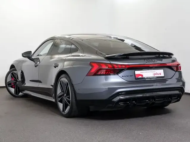 Audi e-tron GT