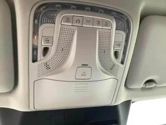 Mercedes-Benz V 220