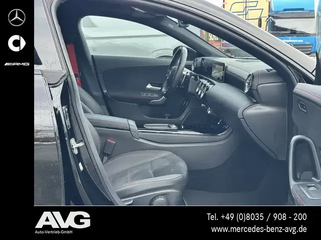 Mercedes-Benz CLA 35 AMG