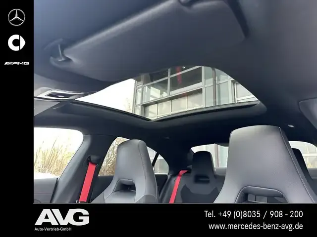 Mercedes-Benz CLA 35 AMG
