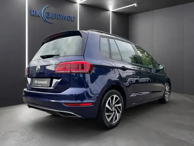 Volkswagen Golf Sportsvan