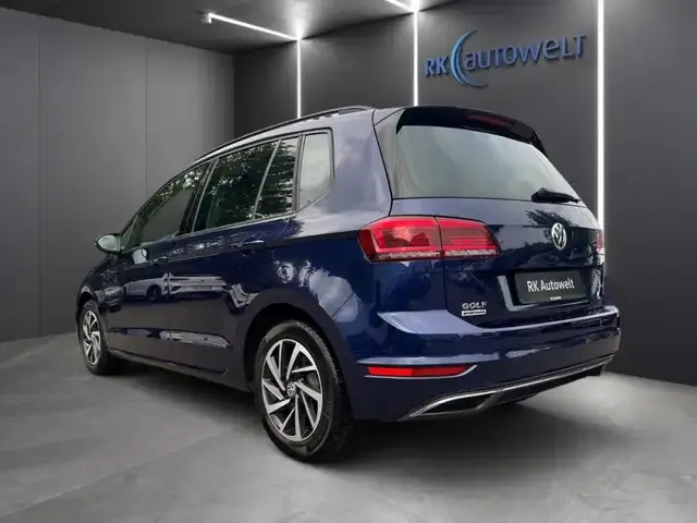 Volkswagen Golf Sportsvan