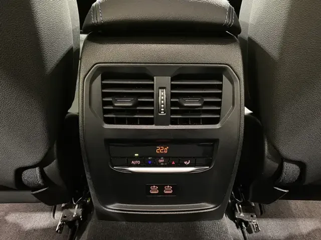 BMW 340