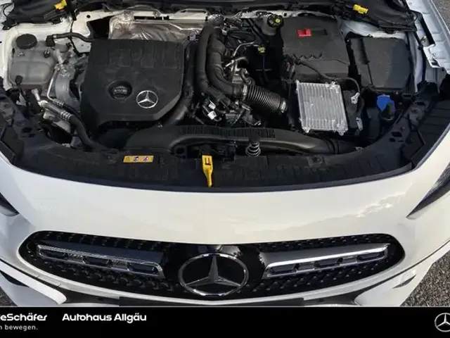 Mercedes-Benz GLA 200