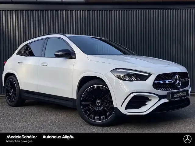 Mercedes-Benz GLA 200