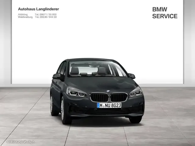 BMW 218