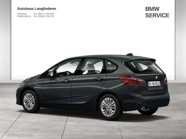 BMW 218