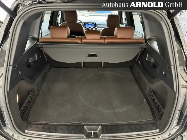 Mercedes-Benz GLB 250