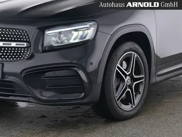 Mercedes-Benz GLB 250