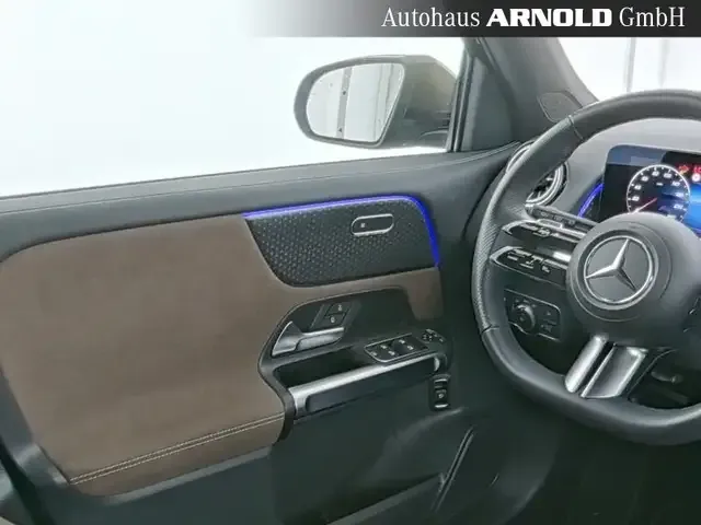 Mercedes-Benz GLB 250