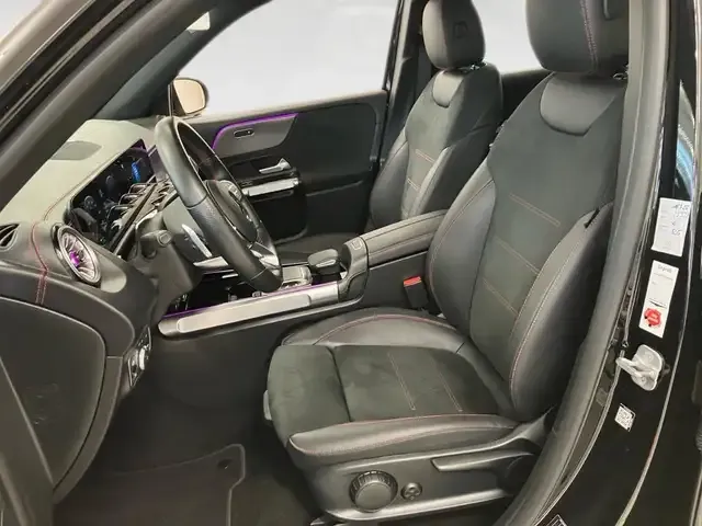 Mercedes-Benz EQB 300