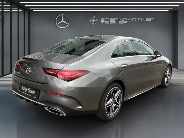 Mercedes-Benz CLA 180