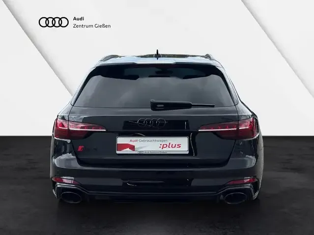Audi RS4