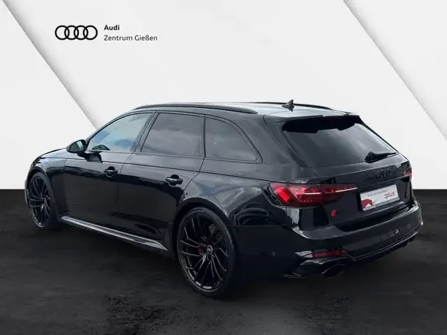 Audi RS4