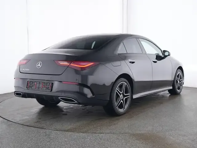 Mercedes-Benz CLA 250