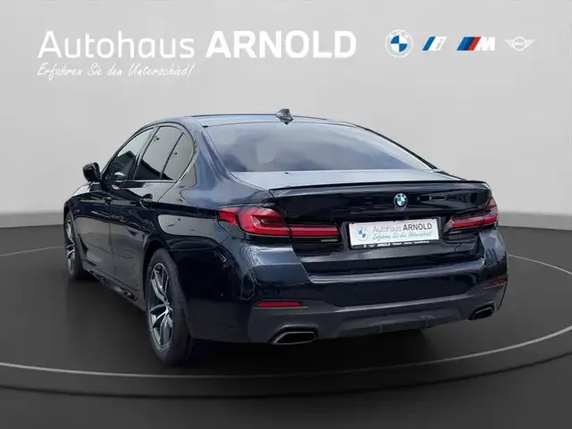 BMW 530
