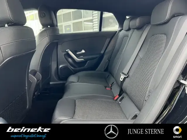 Mercedes-Benz CLA 220