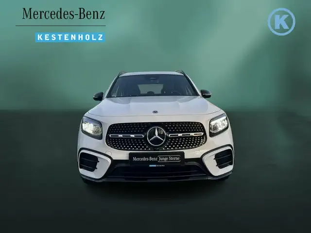 Mercedes-Benz GLB 220