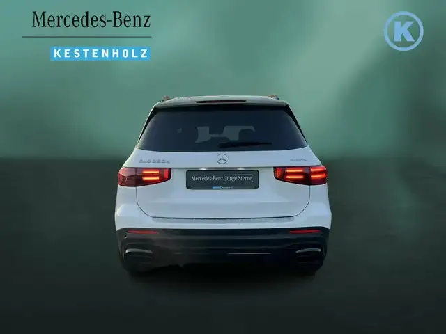 Mercedes-Benz GLB 220