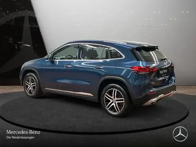 Mercedes-Benz GLA 250