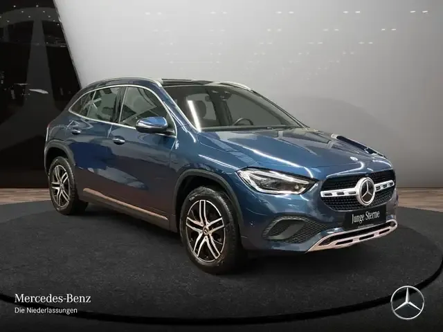 Mercedes-Benz GLA 250