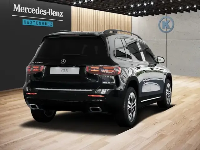 Mercedes-Benz GLB 200