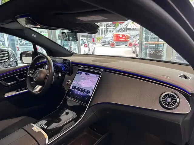 Mercedes-Benz EQE 350