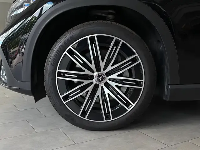 Mercedes-Benz EQE 350