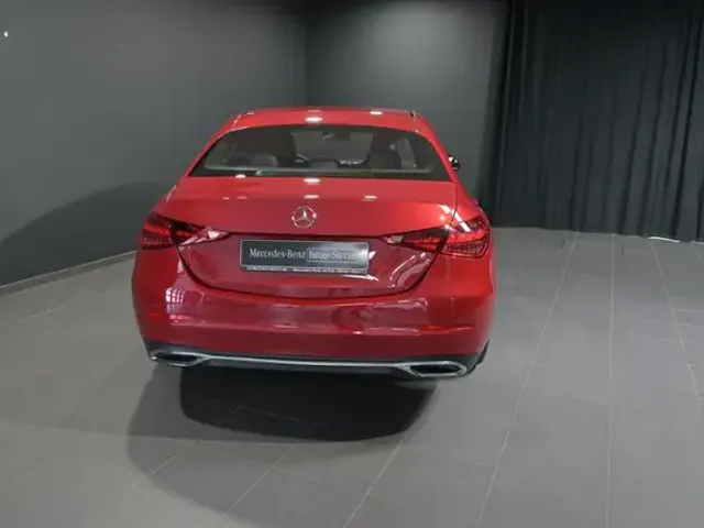 Mercedes-Benz C 180