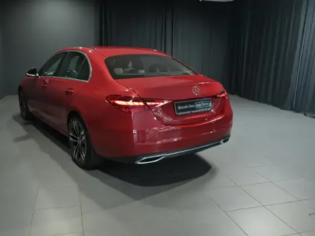 Mercedes-Benz C 180