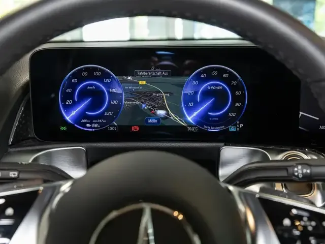 Mercedes-Benz EQB 300
