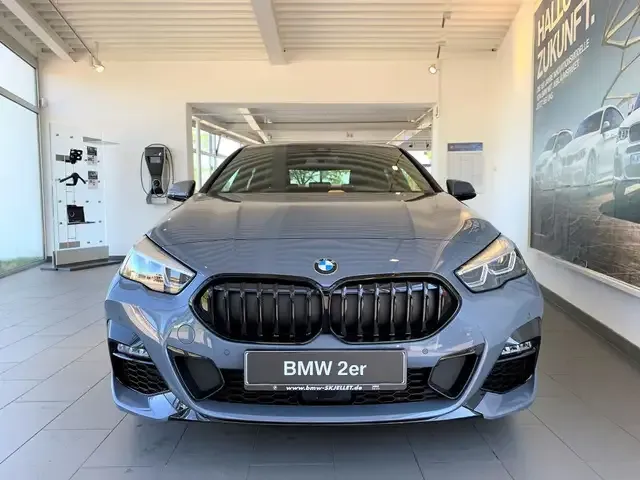 BMW 220