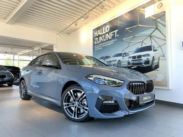 BMW 220