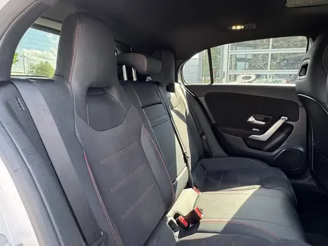Mercedes-Benz A 200