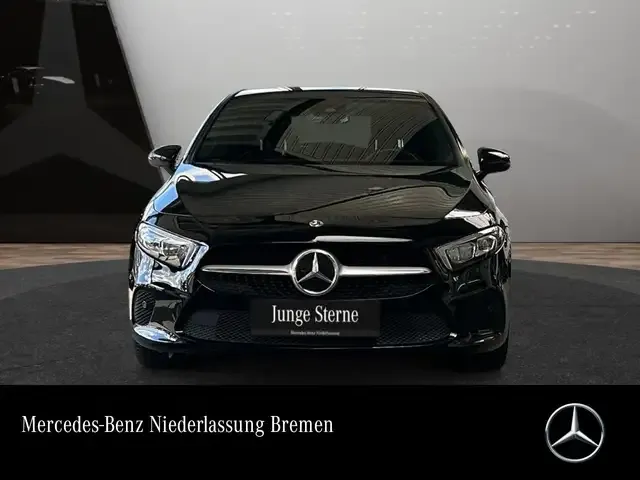 Mercedes-Benz A 220