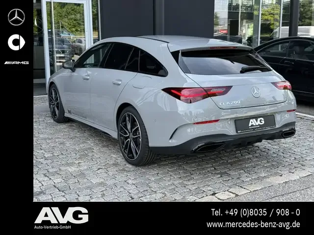 Mercedes-Benz CLA 200