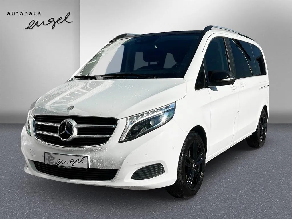 Mercedes-Benz V 220