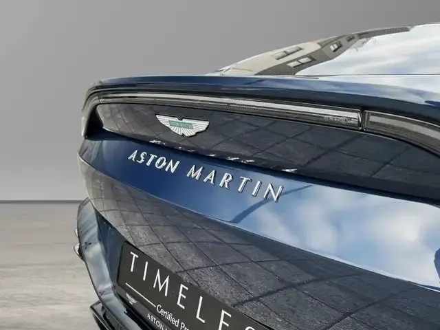 Aston Martin Vantage