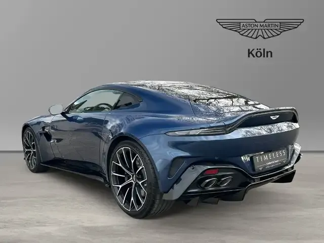 Aston Martin Vantage