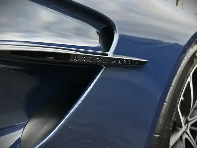 Aston Martin Vantage