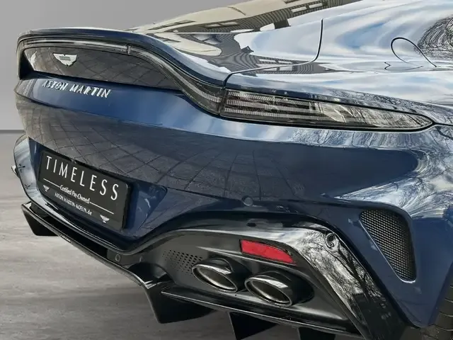 Aston Martin Vantage